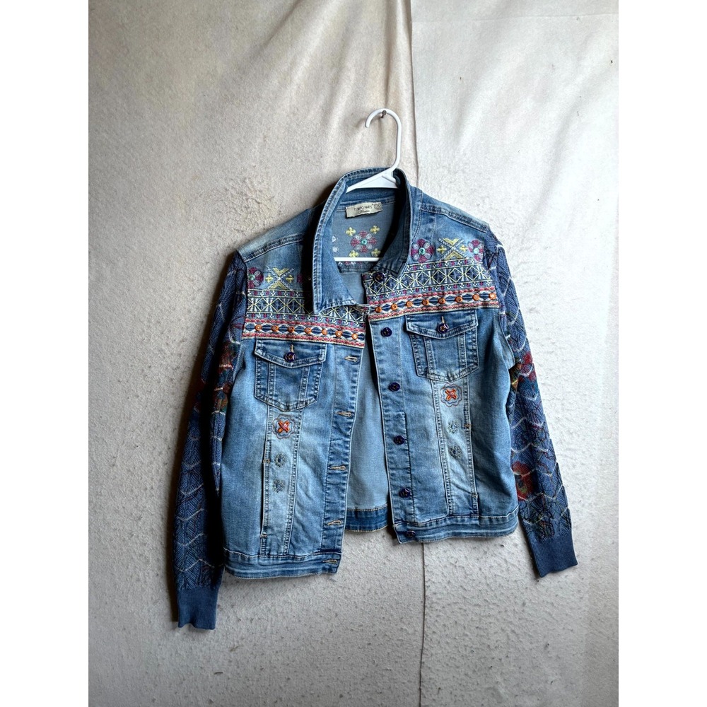 Tempo Paris Denim Trucker Jacket Womens XL Blue Embroidered Flower Knit Sleeves